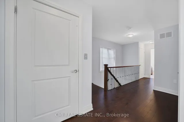 Additional property image - 2122 Royal Gala Circ
