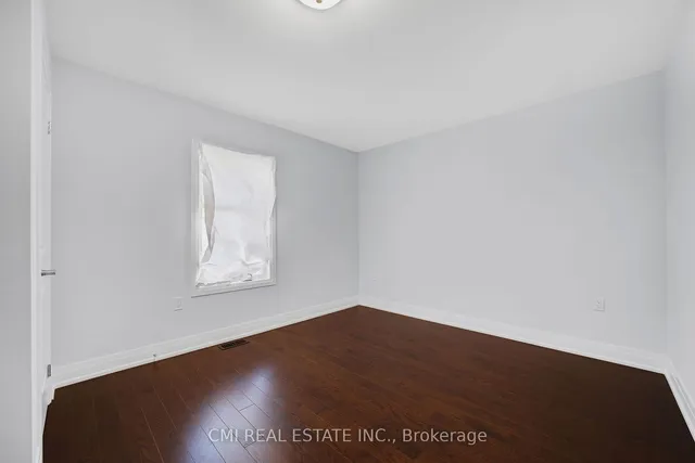 Additional property image - 2122 Royal Gala Circ