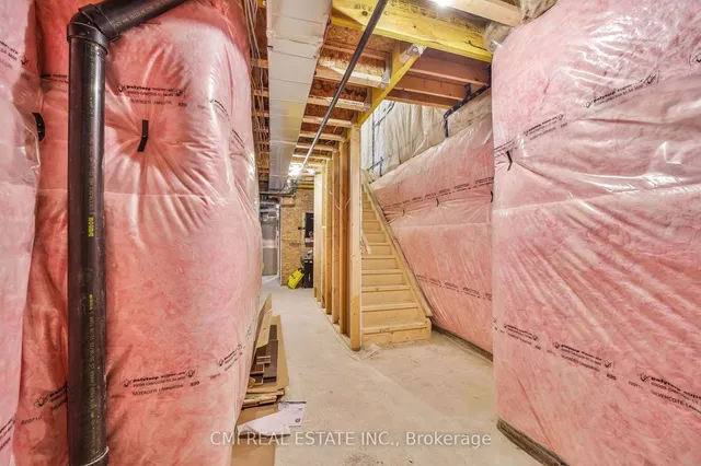 Additional property image - 2122 Royal Gala Circ