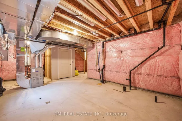Additional property image - 2122 Royal Gala Circ