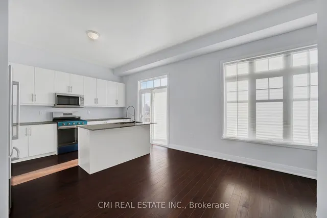 Additional property image - 2122 Royal Gala Circ