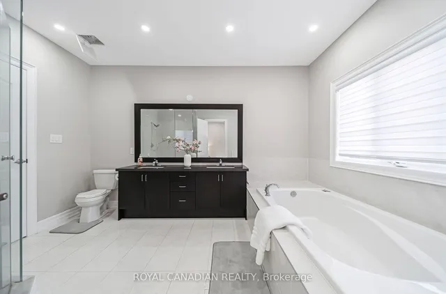 Additional property image - 20 Falkland Rd
