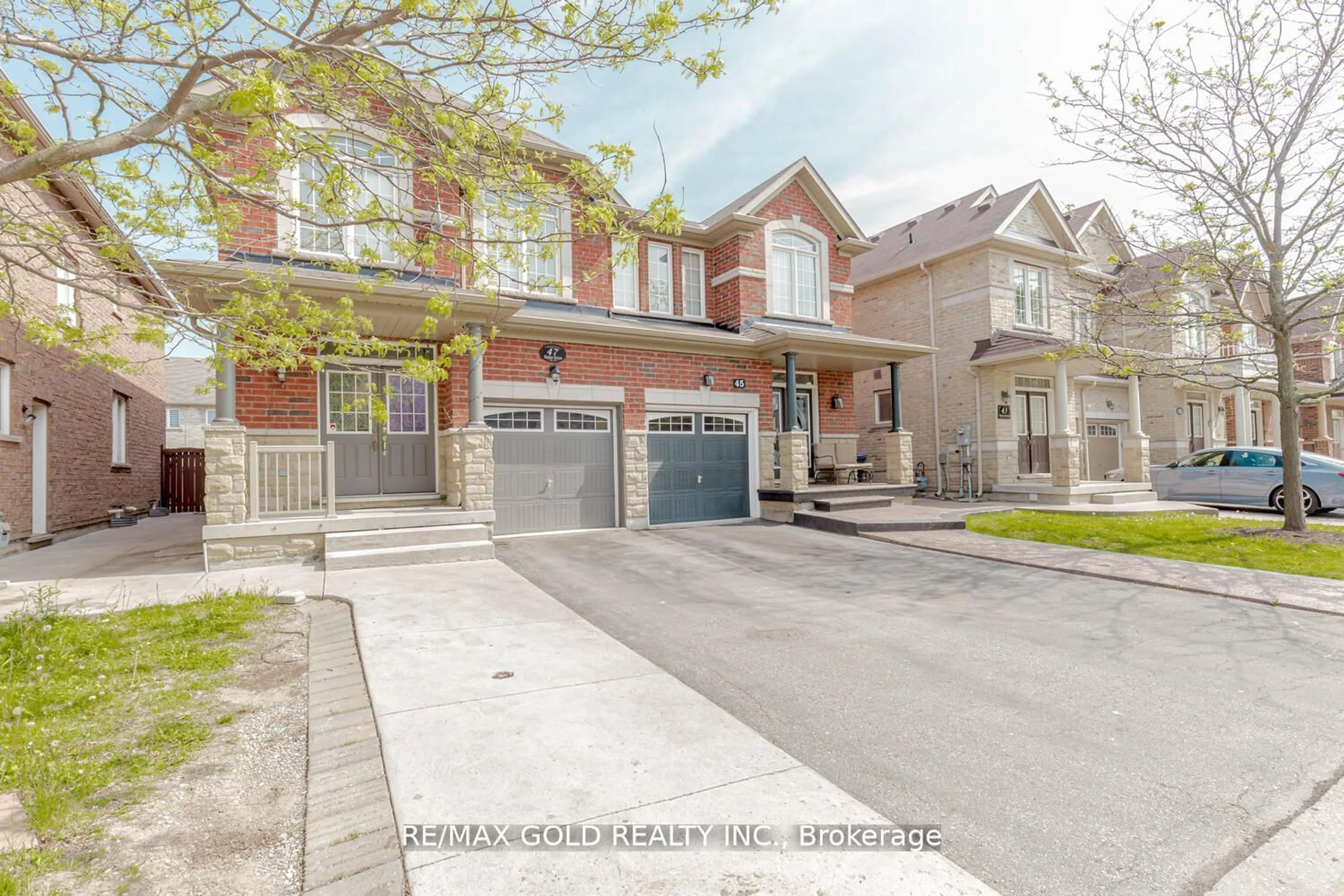 Home with brick exterior material for 47 Matthew Harrison St, Brampton Ontario L6P 3H3