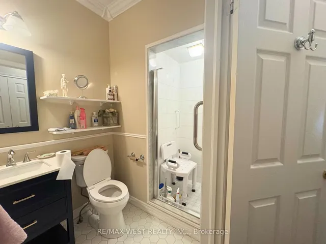 Additional property image - 3 Larkdale Terr Unit 2