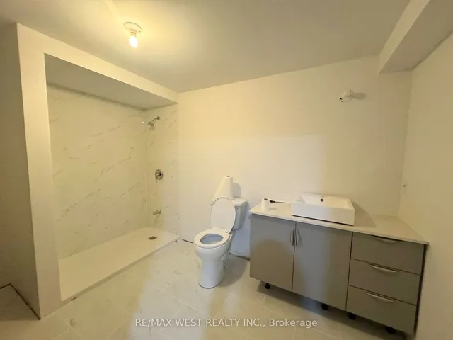 Additional property image - 3 Larkdale Terr Unit 2