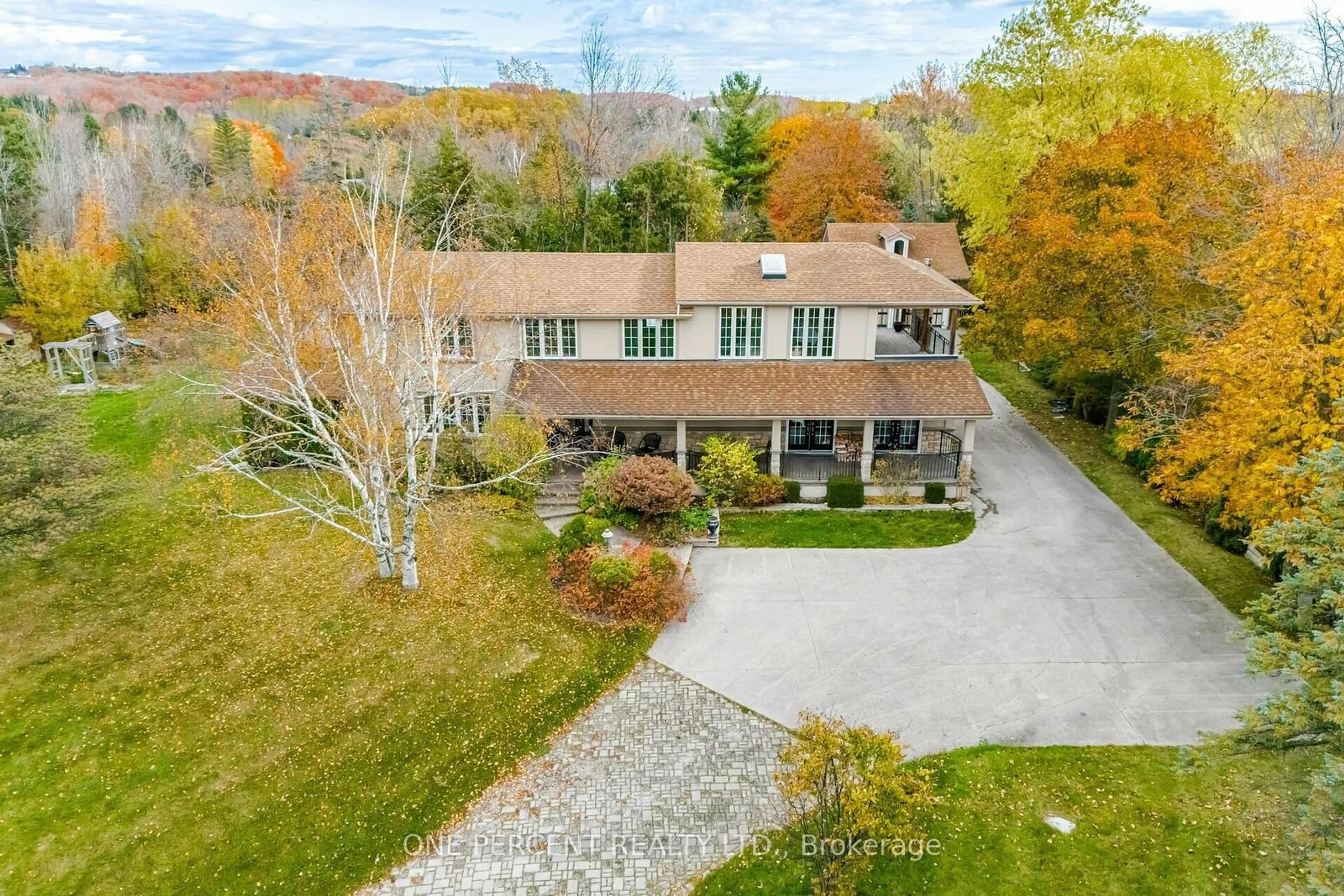 A pic from exterior of the house or condo, cottage for 110 Palmer Circ, Caledon Ontario L7E 0A5