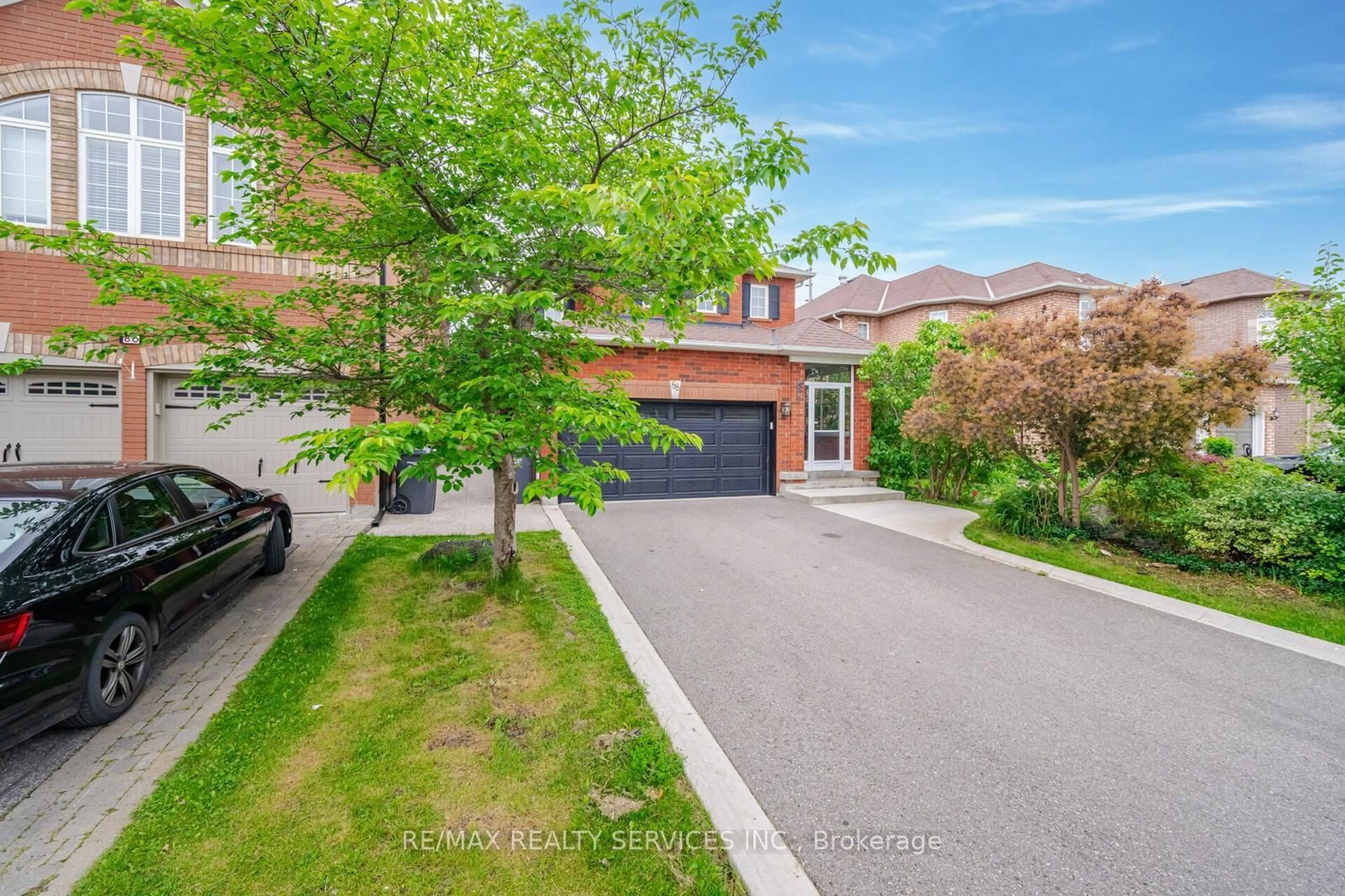 A pic from exterior of the house or condo, the street view for 88 Sundridge St, Brampton Ontario L7A 1J8