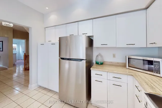 Additional property image - 7 Kenpark Ave