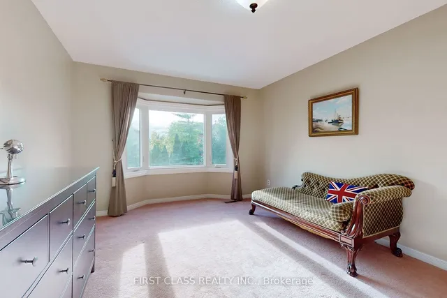 Additional property image - 7 Kenpark Ave