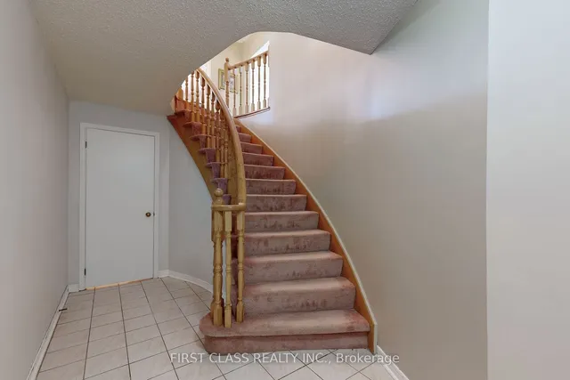 Additional property image - 7 Kenpark Ave