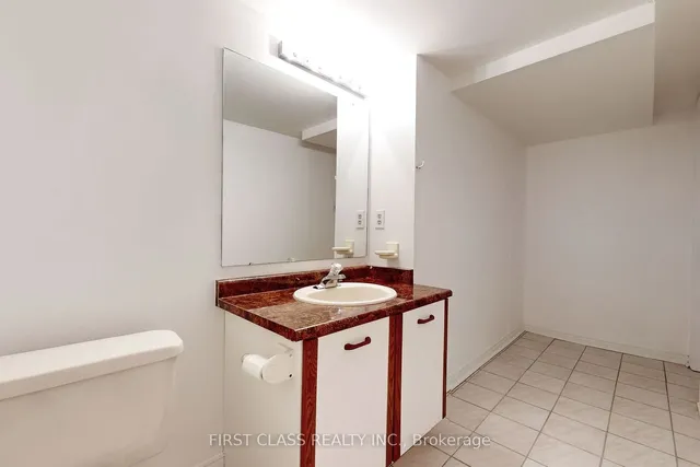 Additional property image - 7 Kenpark Ave