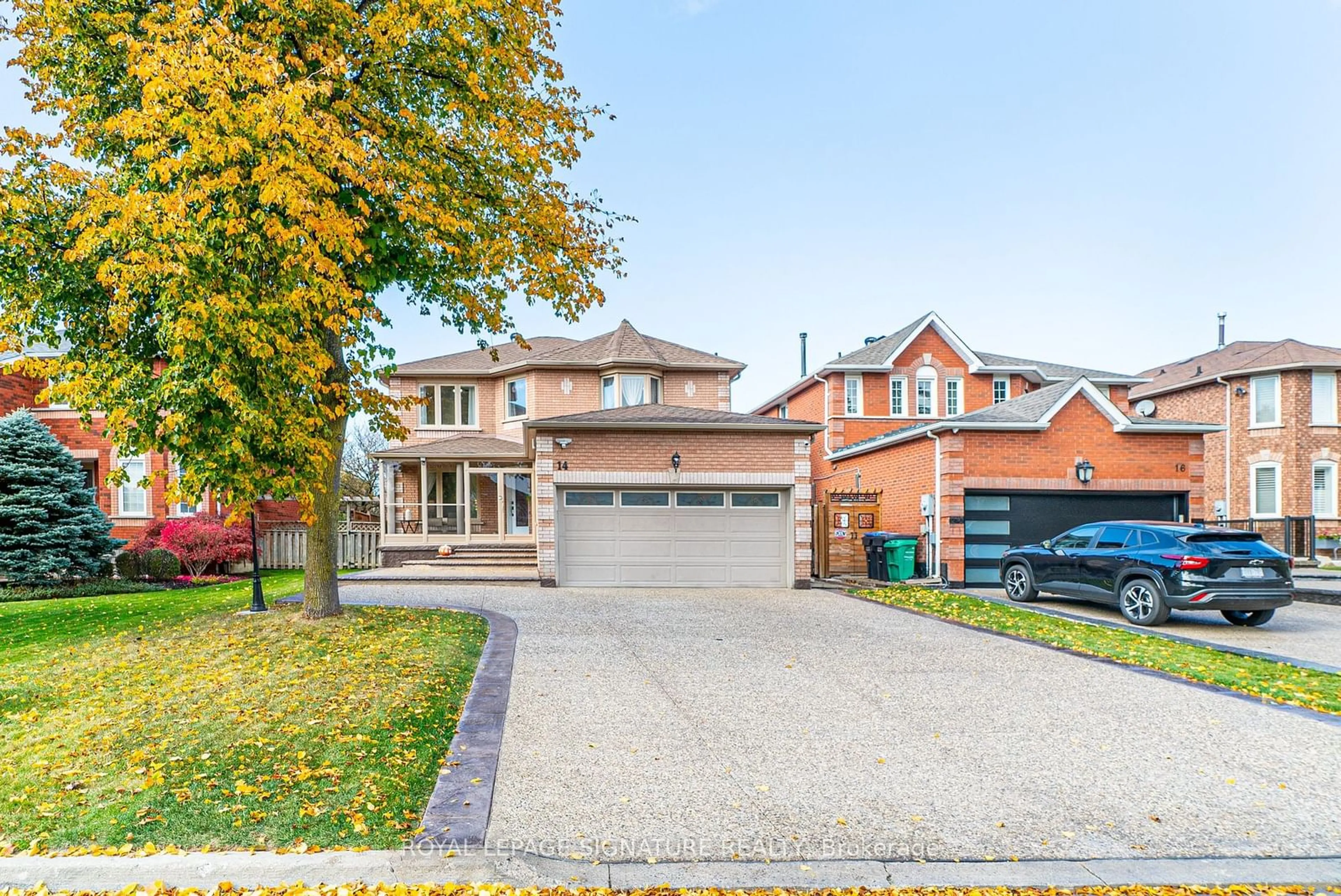 Home with brick exterior material for 14 Hutton Cres, Caledon Ontario L7C 1B1