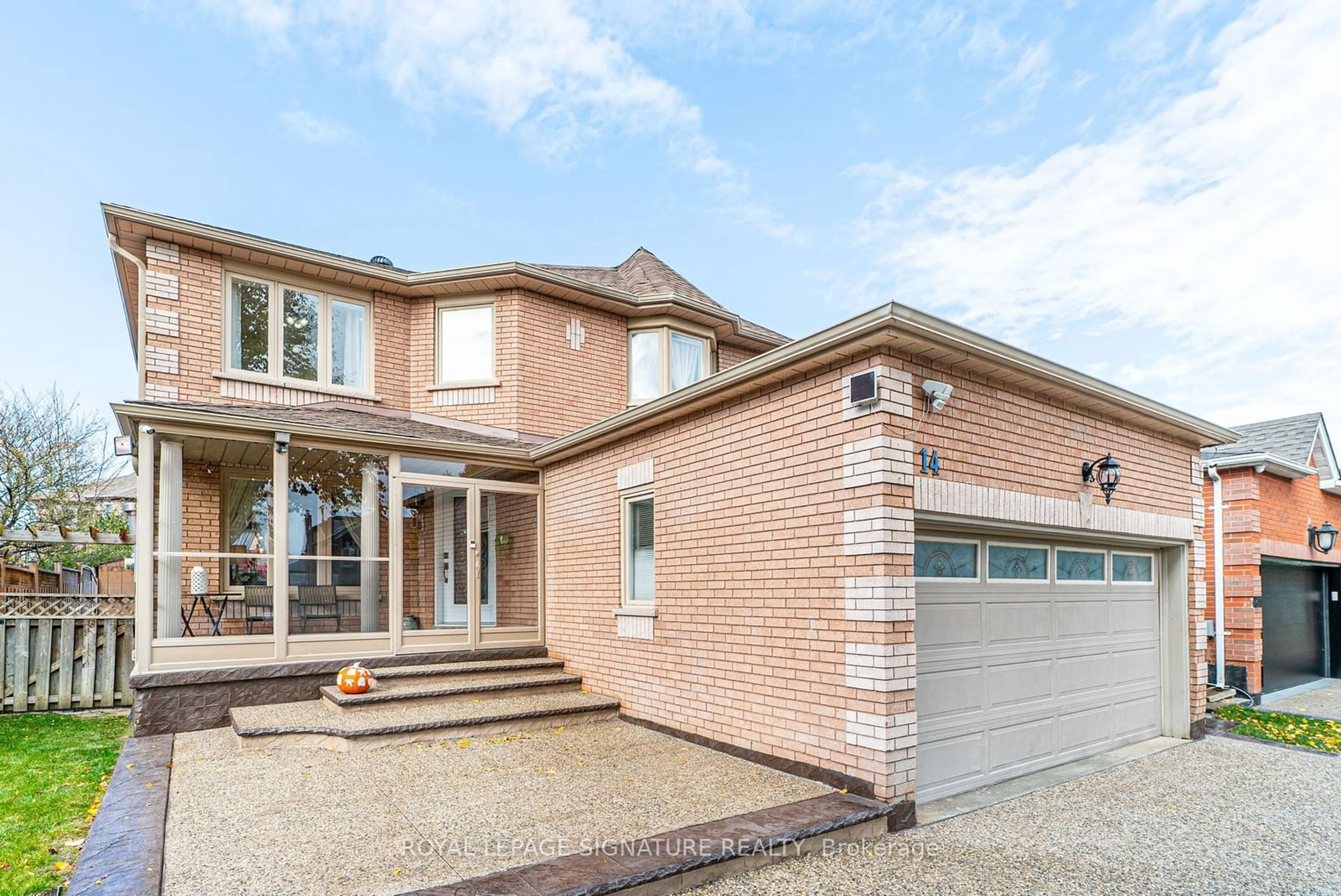 Home with brick exterior material for 14 Hutton Cres, Caledon Ontario L7C 1B1