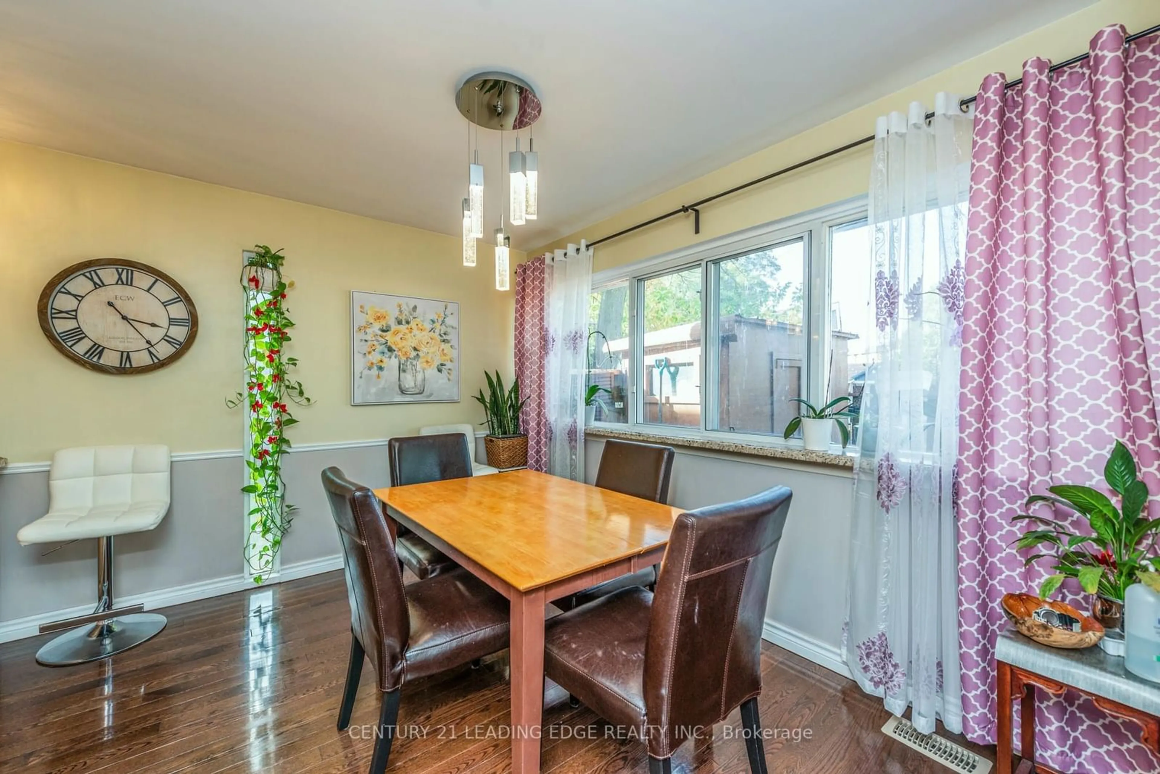 Dining room, wood floors, cottage for 28 Sentinel Rd #6, Toronto Ontario M3M 2Y8