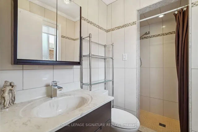 Additional property image - 38 Larchmere Ave