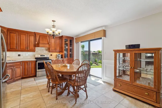 Additional property image - 38 Larchmere Ave