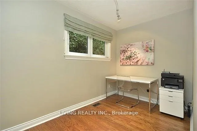 Additional property image - 6 Hillavon Dr
