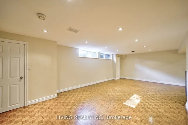 Additional property image - 6 Hillavon Dr