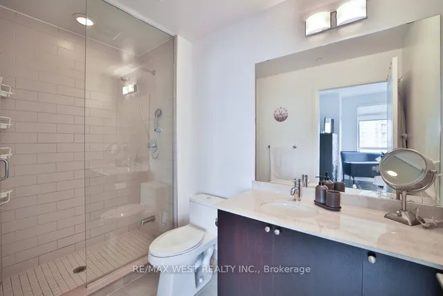 Additional property image - 25 Fontenay Crt Unit 808