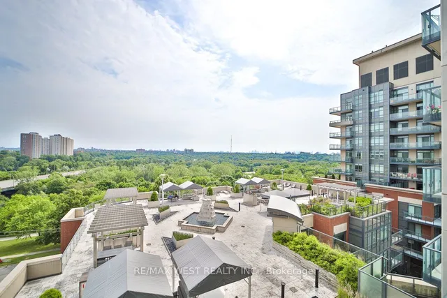 Additional property image - 25 Fontenay Crt Unit 808