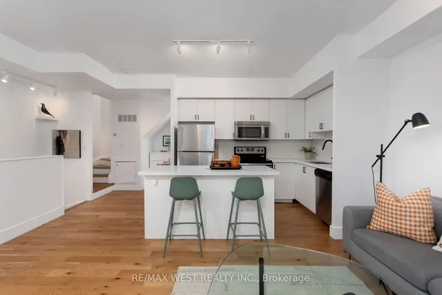 Additional property image - 45 Sousa Mendes St Unit 703