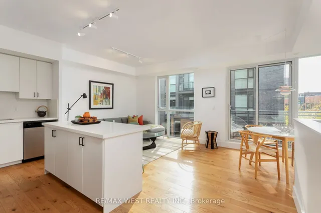 Additional property image - 45 Sousa Mendes St Unit 703