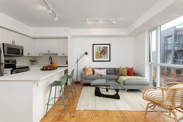 Additional property image - 45 Sousa Mendes St Unit 703