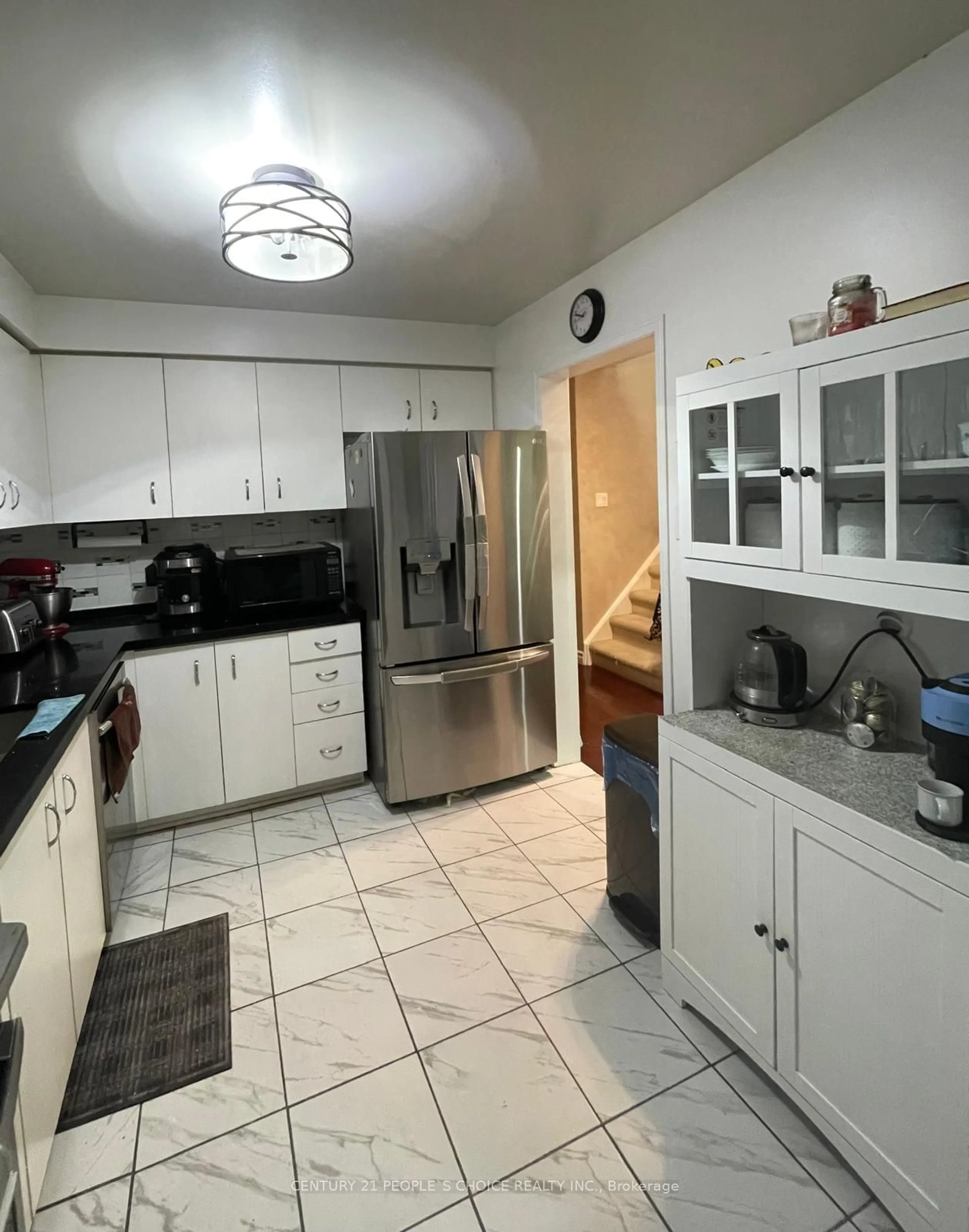 Kitchen, not visible floor, cottage for 5659 Glen Erin Dr #31, Mississauga Ontario L5M 5P2