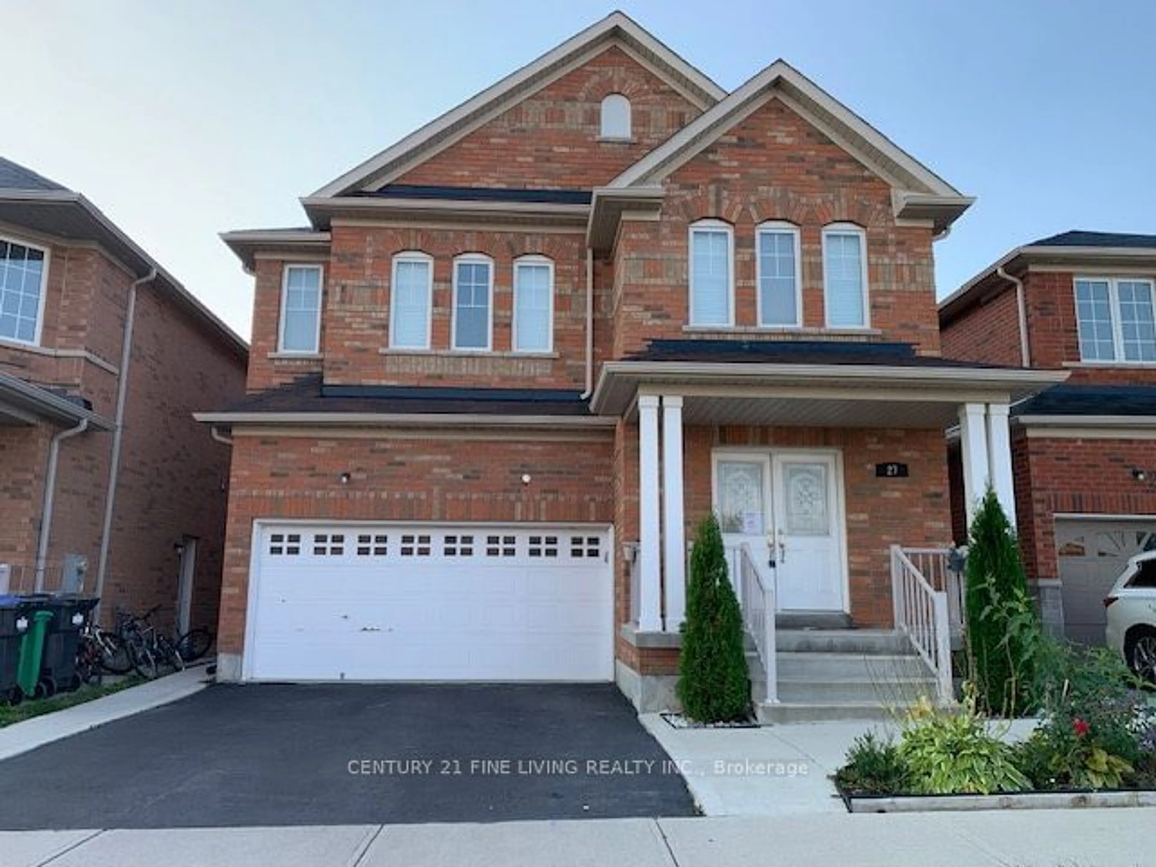 Home with brick exterior material for 27 Locarno St, Brampton Ontario L6R 3T8