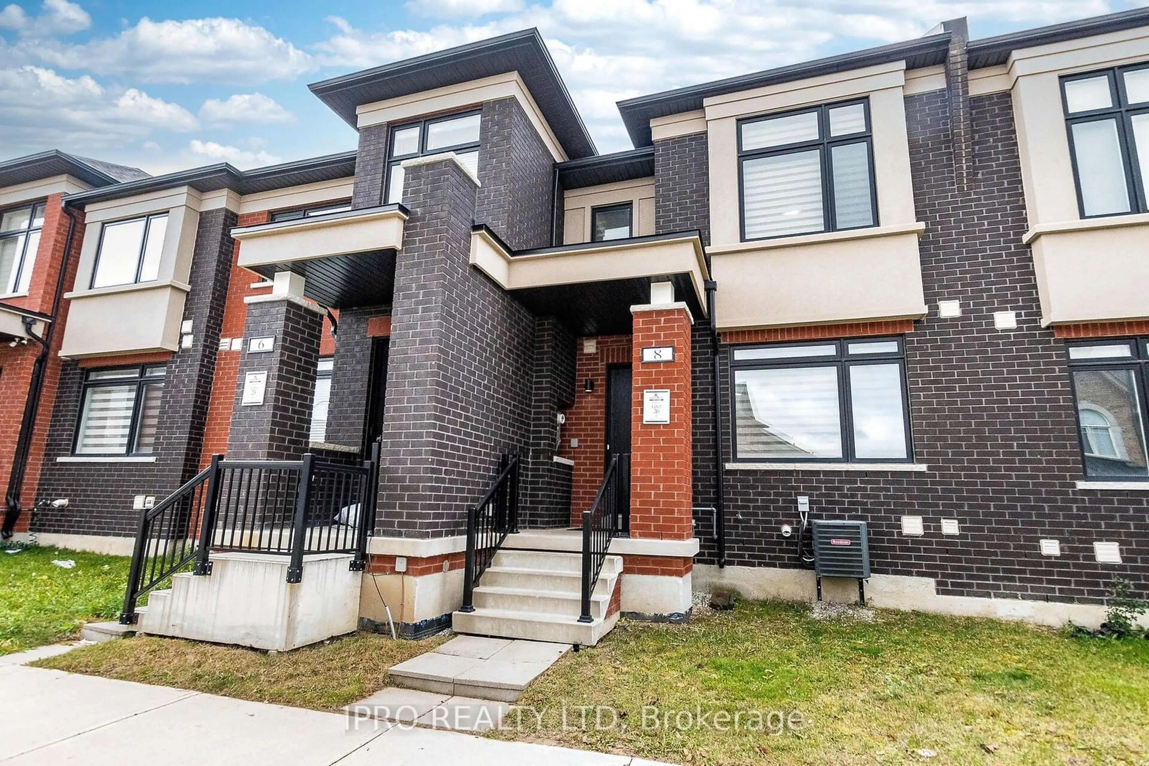 Home with brick exterior material for 8 Military Cres, Brampton Ontario L7A 4W1