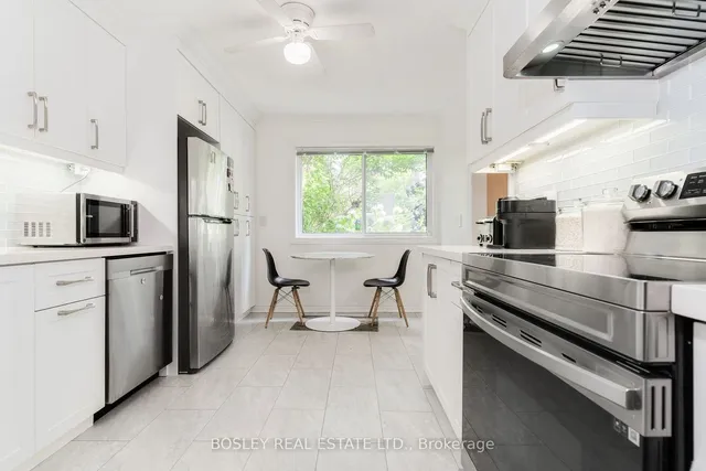 Additional property image - 4357 Bloor St Unit 10