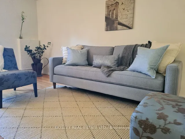Additional property image - 4357 Bloor St Unit 10
