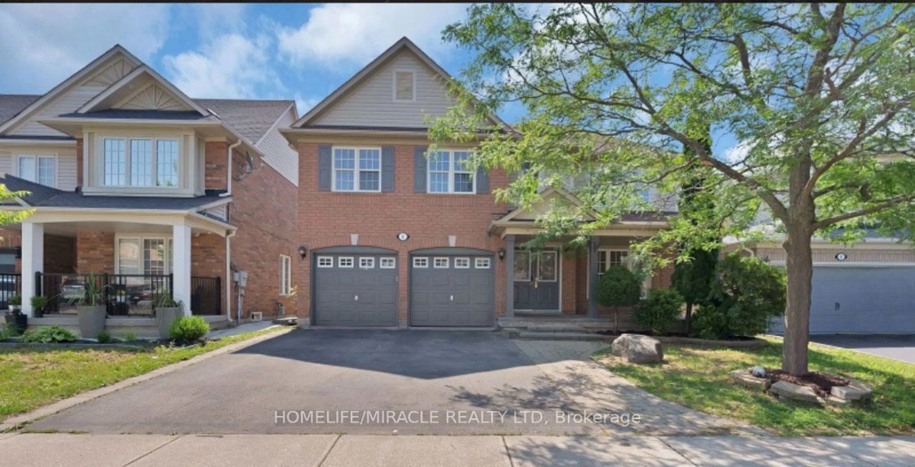 A pic from exterior of the house or condo, the street view for 6 Mistybrook Cres, Brampton Ontario L7A 2S9