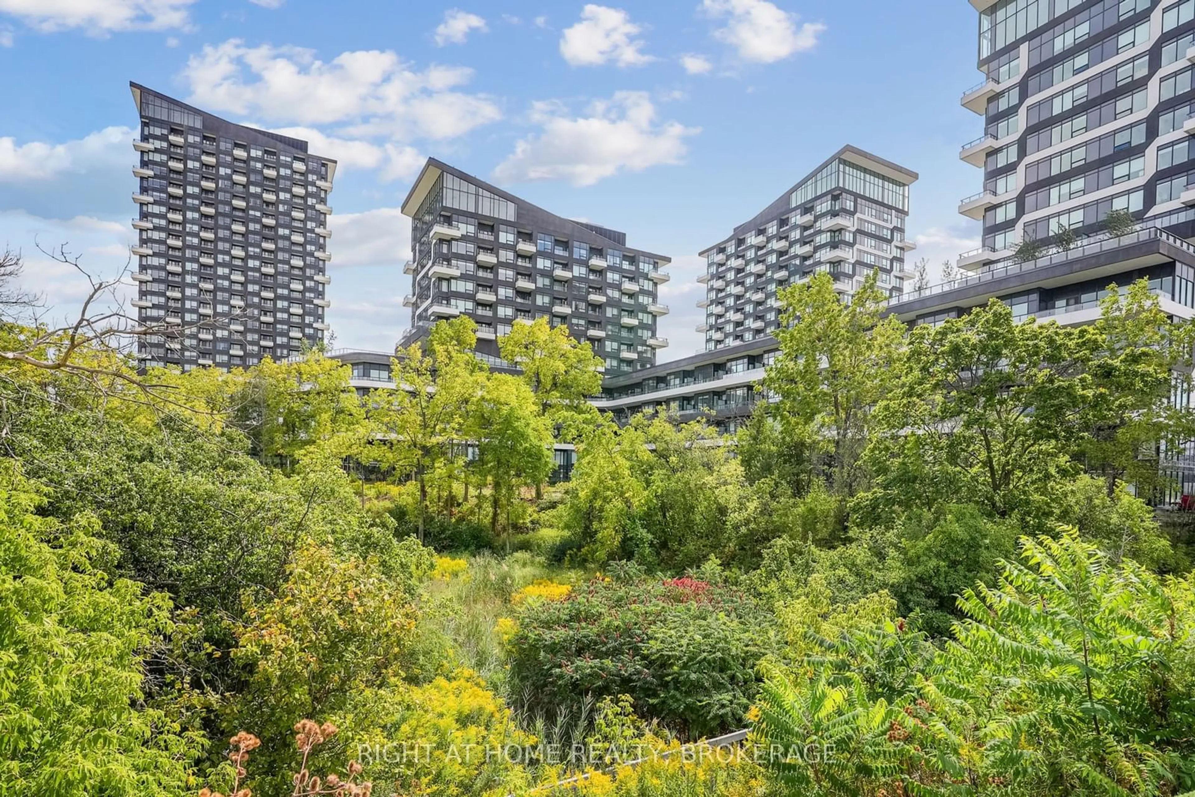 A pic from exterior of the house or condo, the view of city buildings for 2485 Taunton Rd #436, Oakville Ontario L6H 3R8