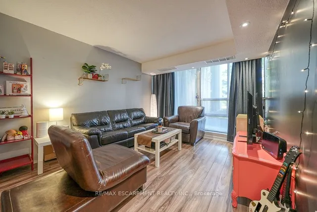 Additional property image - 1300 Marlborough Crt Unit 119