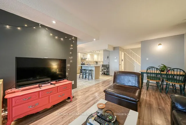 Additional property image - 1300 Marlborough Crt Unit 119