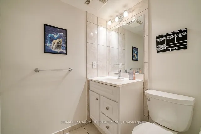 Additional property image - 1300 Marlborough Crt Unit 119