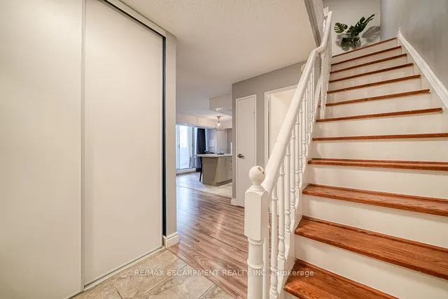 Additional property image - 1300 Marlborough Crt Unit 119