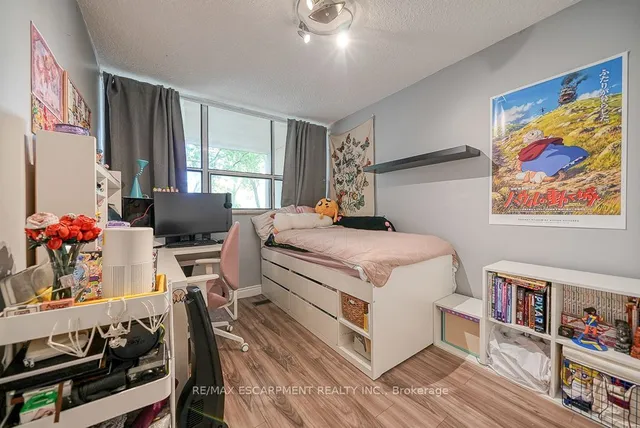 Additional property image - 1300 Marlborough Crt Unit 119