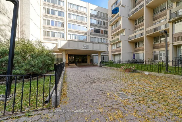 Additional property image - 1300 Marlborough Crt Unit 119