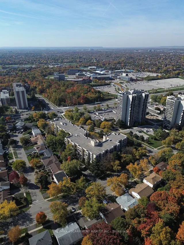 Additional property image - 1300 Marlborough Crt Unit 119