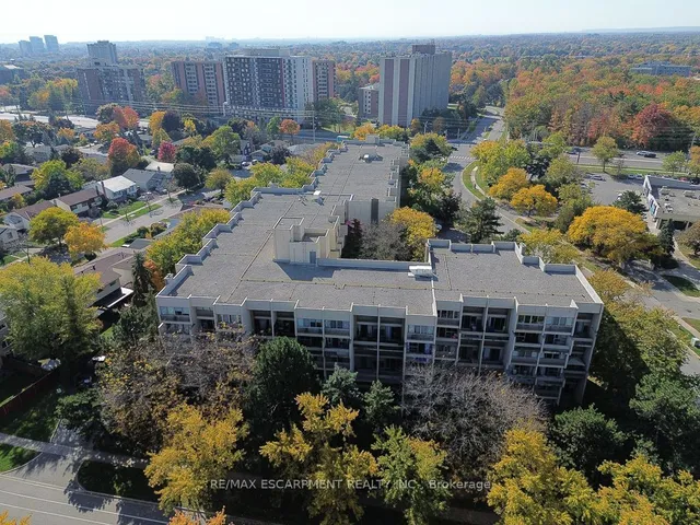 Additional property image - 1300 Marlborough Crt Unit 119