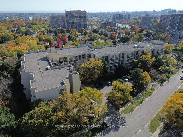 Additional property image - 1300 Marlborough Crt Unit 119