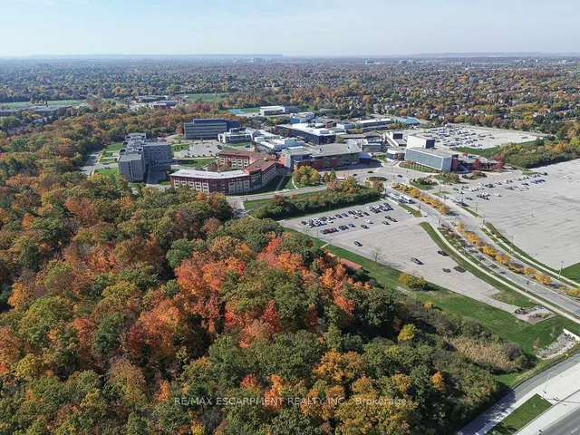 Additional property image - 1300 Marlborough Crt Unit 119