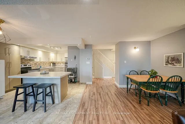 Additional property image - 1300 Marlborough Crt Unit 119