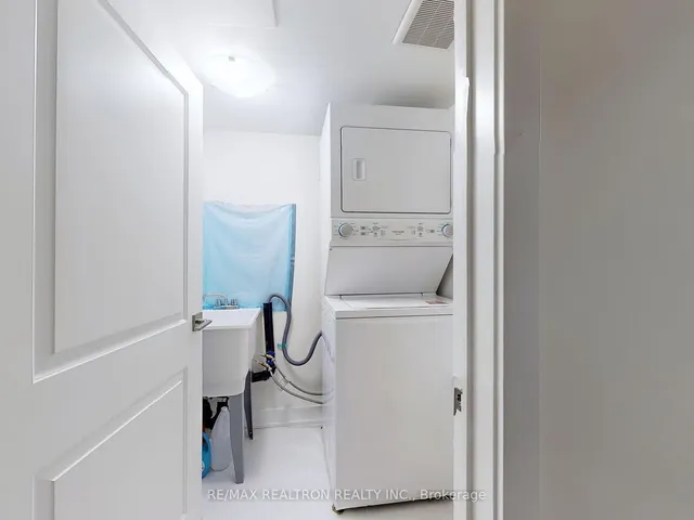 Additional property image - 31 Frederick Tisdale Dr