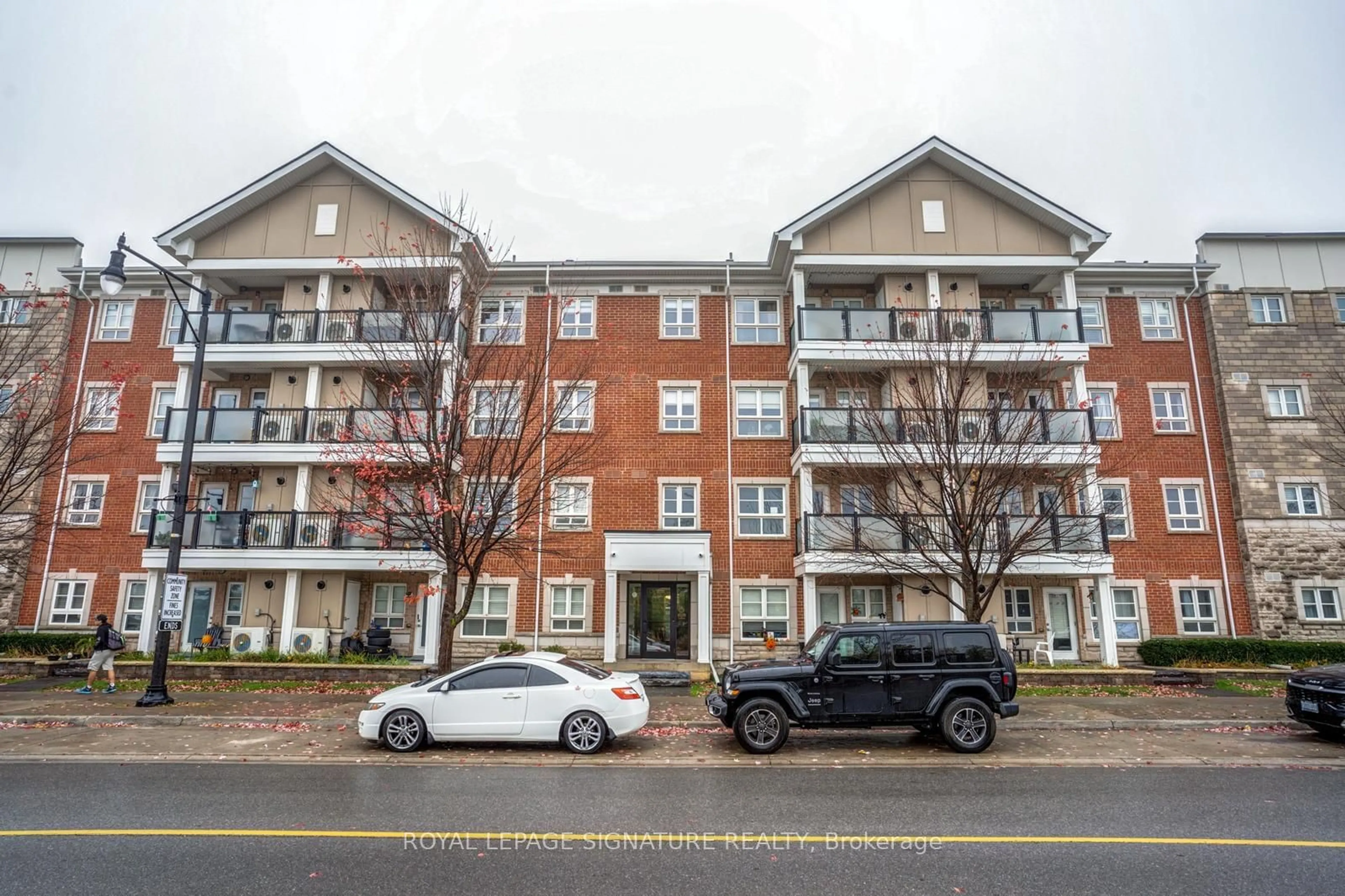 A pic from exterior of the house or condo, the front or back of building for 70 Baycliffe Cres #308, Brampton Ontario L7A 0Z5