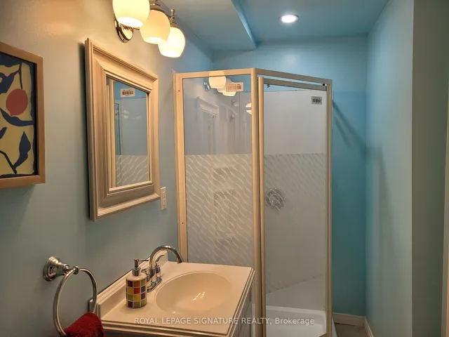 Additional property image - 35 Lawndale Cres