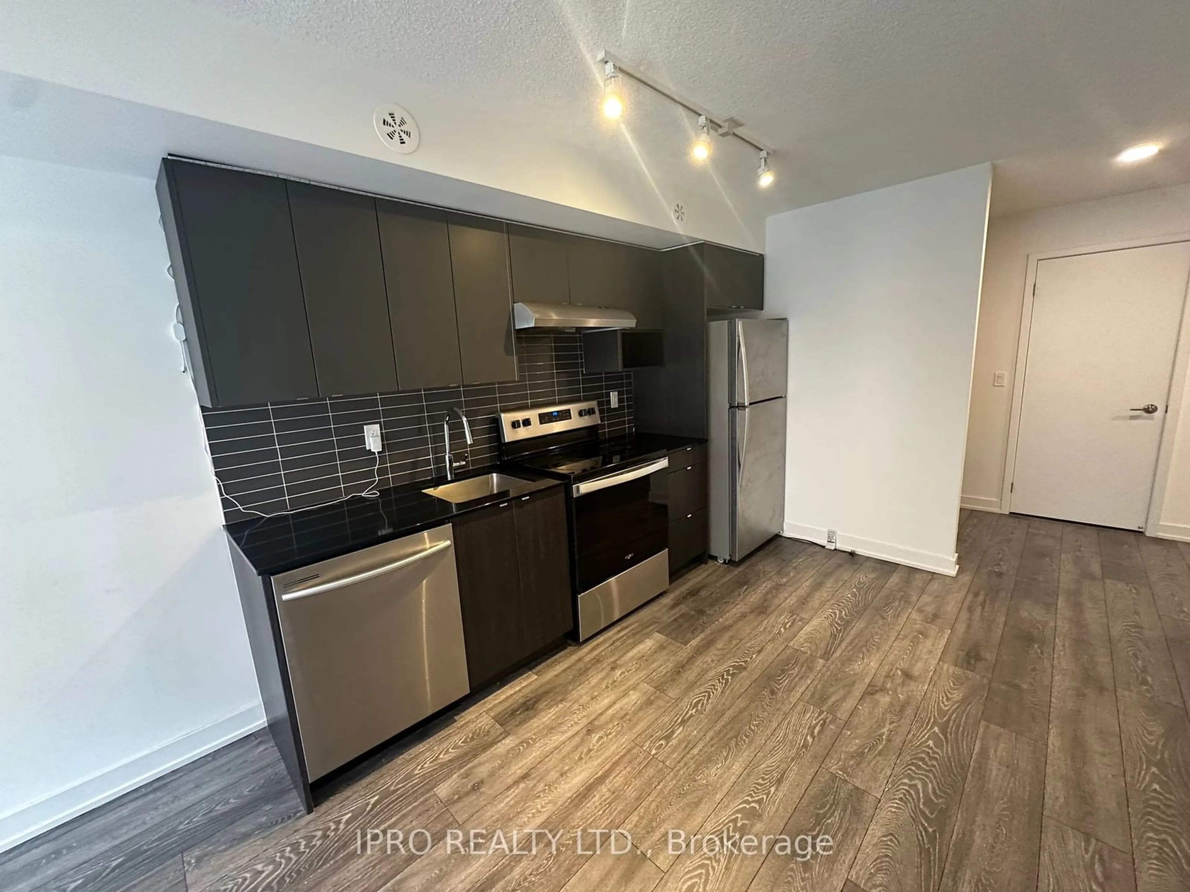 Standard kitchen, wood floors for 1139 Cooke Blvd #311, Burlington Ontario L7T 0C3