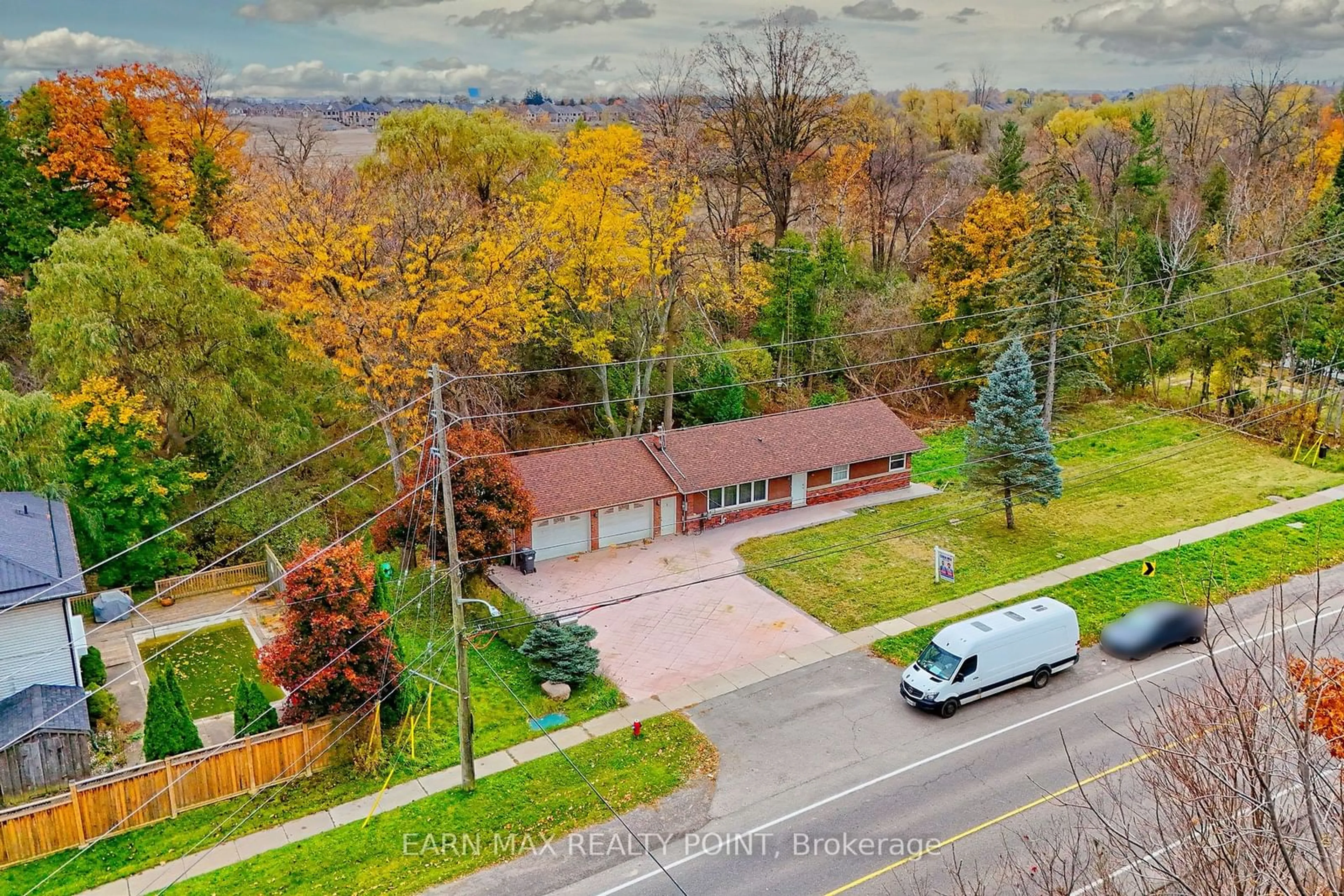 A pic from exterior of the house or condo, the street view for 2187 Embleton Rd, Brampton Ontario L6Y 0G2